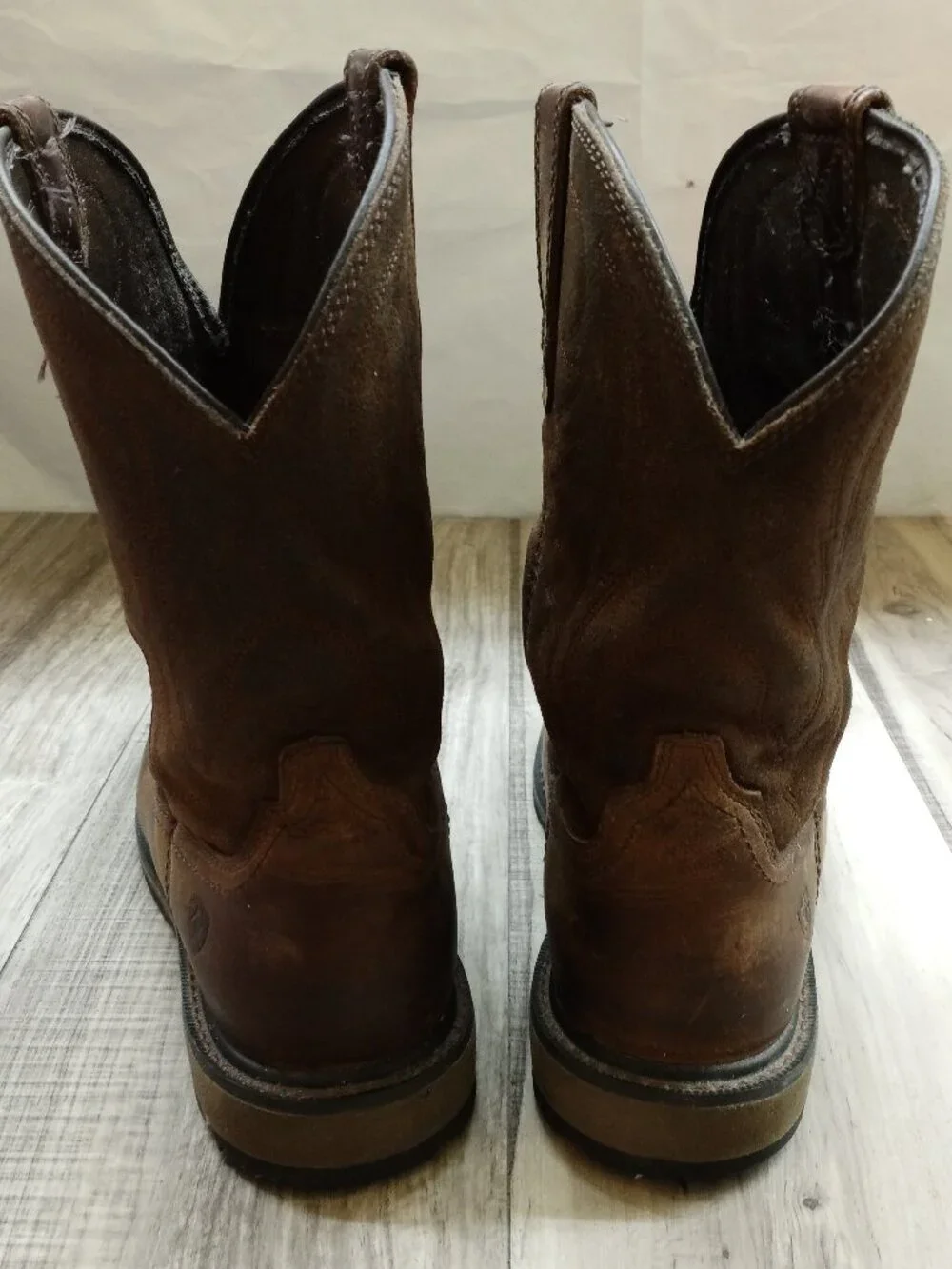 ARIAT 9.5 EE Men's Boots No Lace
